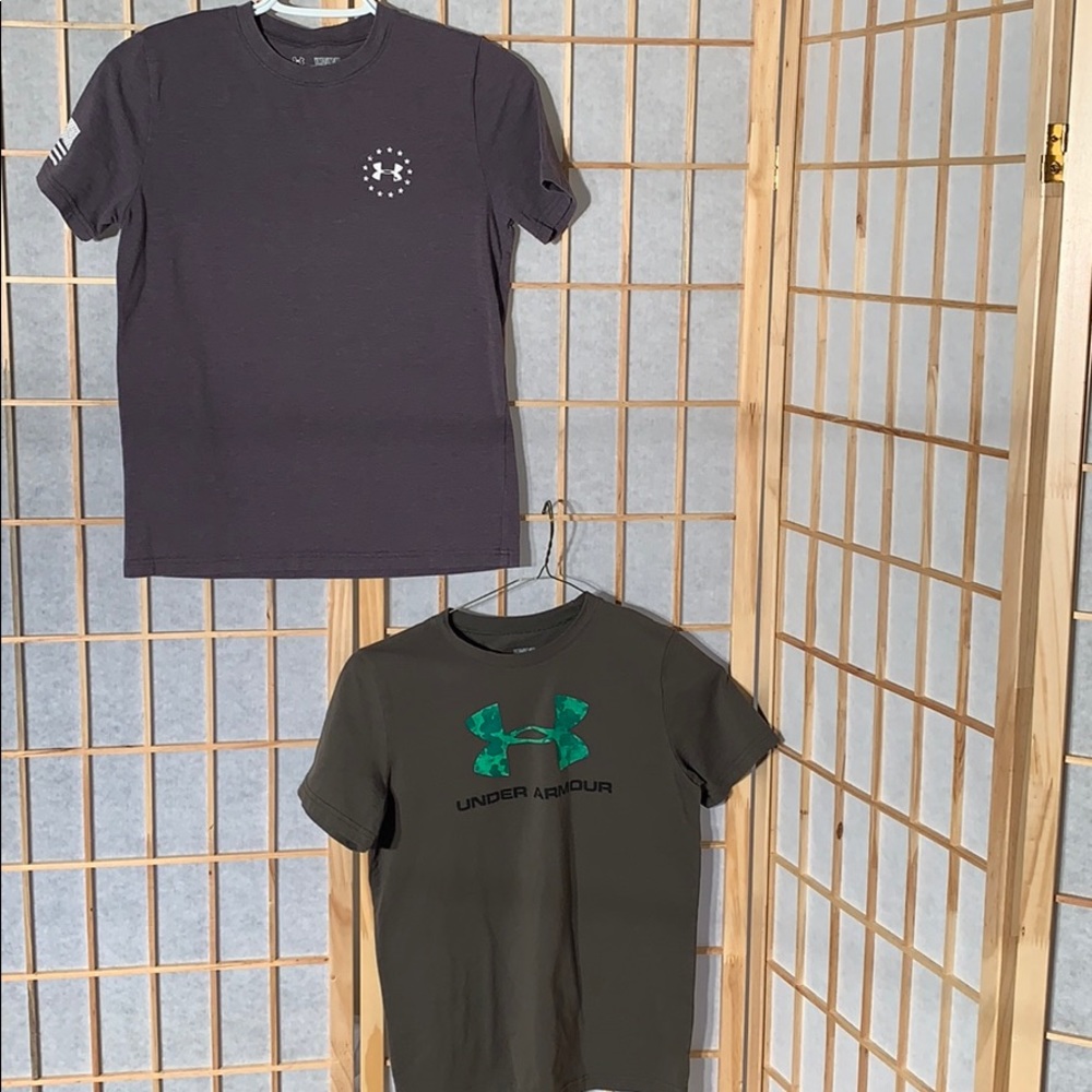 Under Armour T-shirts